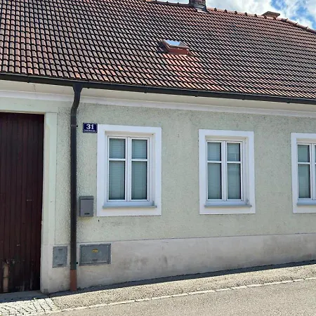 Apartment Haus Crisan- Garconniere *